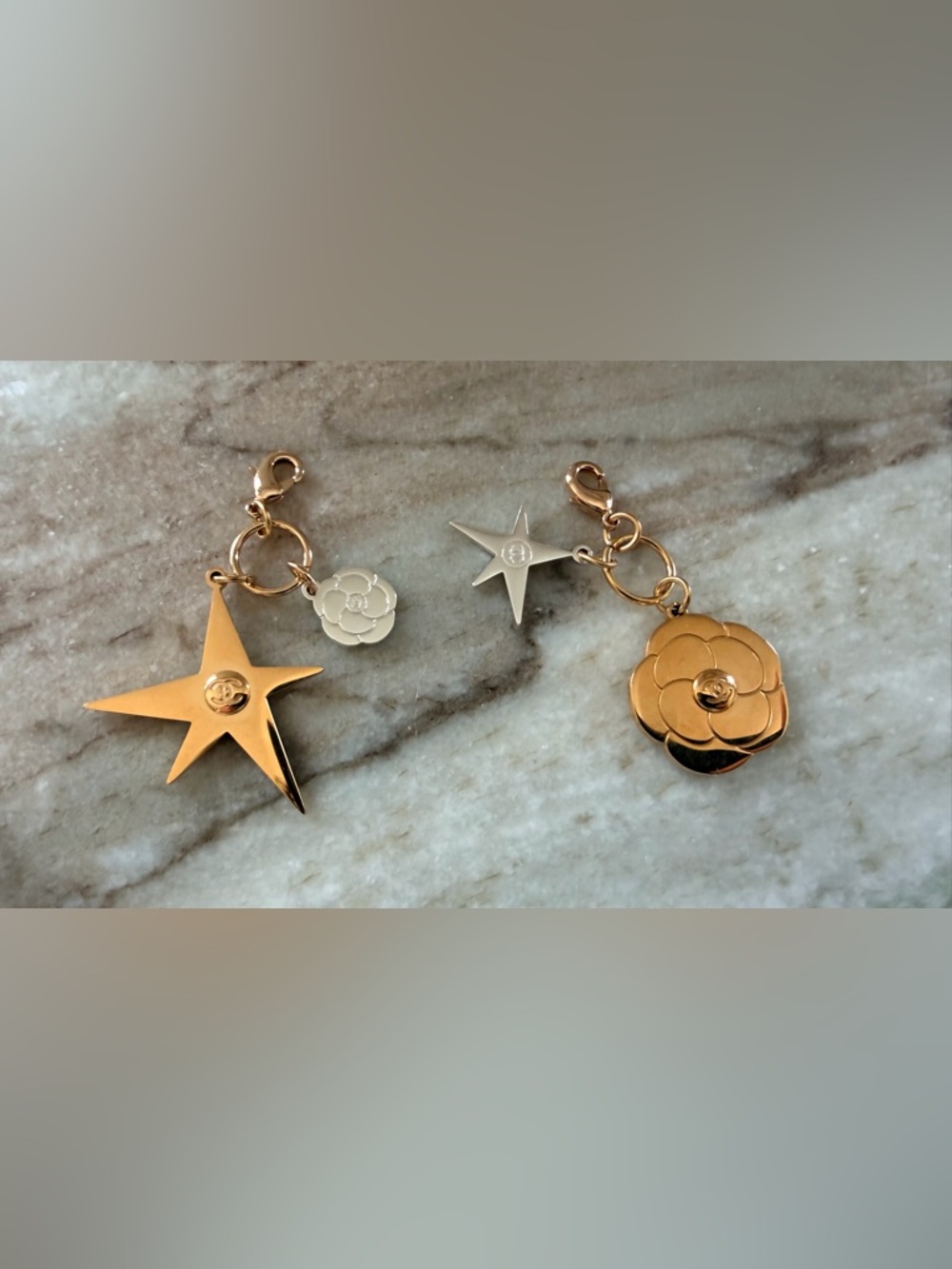 One Pair of Chanel Beaute Camellia & Star Charms NEW GWP